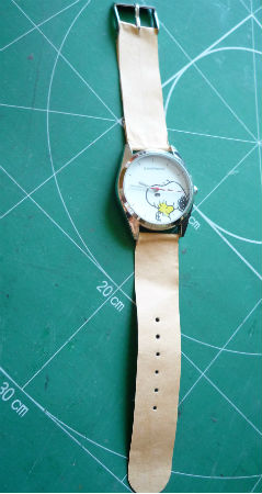 クラフト紙で作った時計